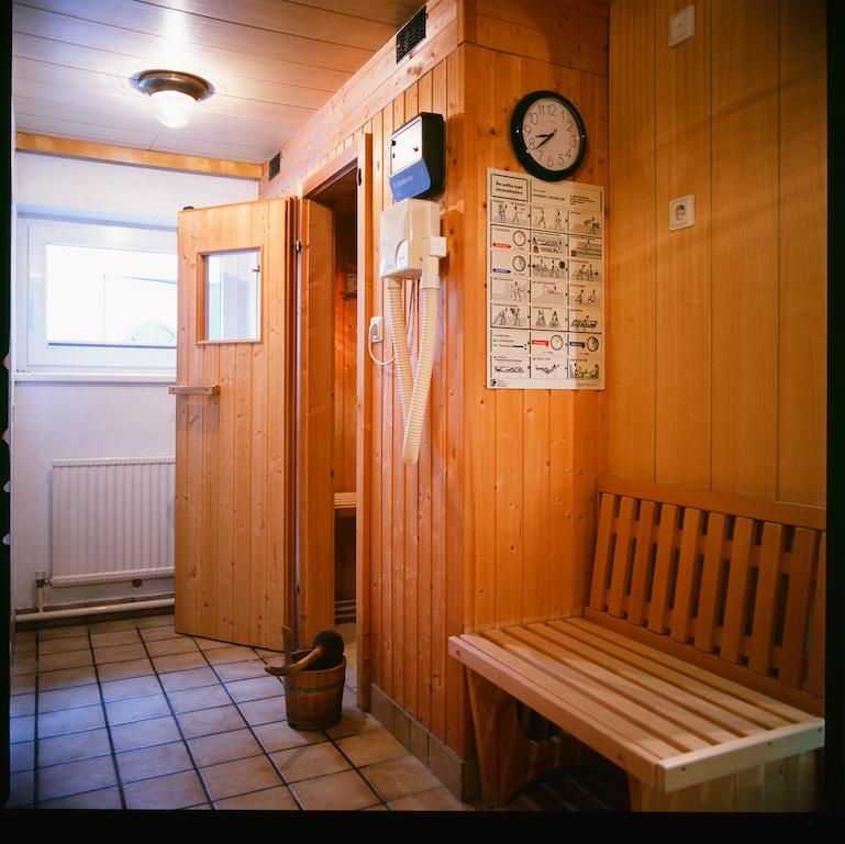 Pension Kristall Bramberg am Wildkogel Bagian luar foto