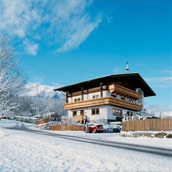 Pension Kristall Bramberg am Wildkogel Bagian luar foto